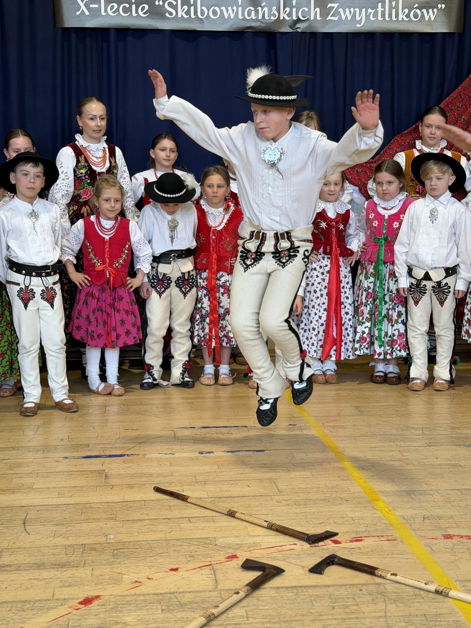 Już od ćwierćwiecza w murach naszej szkoły niosą się te same, wzruszające słowa
